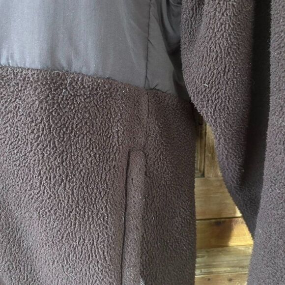 Girl's North Face Large Brown White‎ Fleece Jacket - Picture 3 of 9